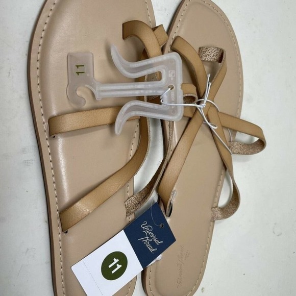 Universal Thread Colette Strappy Flip Flop Sandals Bone 7 - Picture 4 of 4